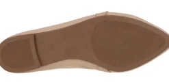 Mocasines de piel con adorno metálico dorado