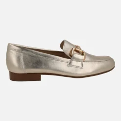 Mocasines de piel con adorno metálico