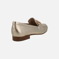 Mocasines de piel con adorno metálico