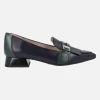 Mocasines de piel Dali con flecos y adorno metálico