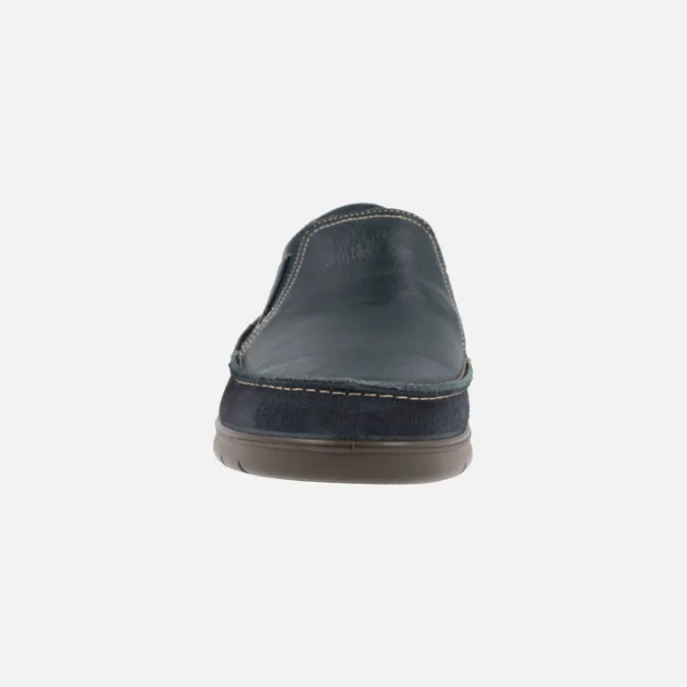 Mocasines de piel en azul marino con elásticos laterales