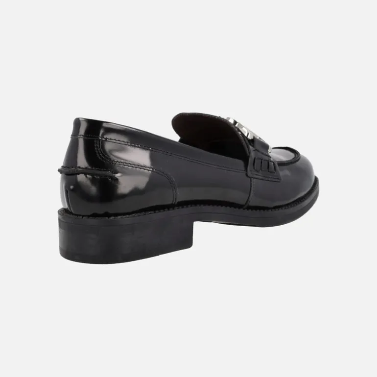 Mocasines de piel para mujer en florentik con adorno metálico