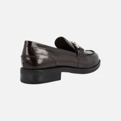 Mocasines de piel para mujer en florentik con adorno metálico