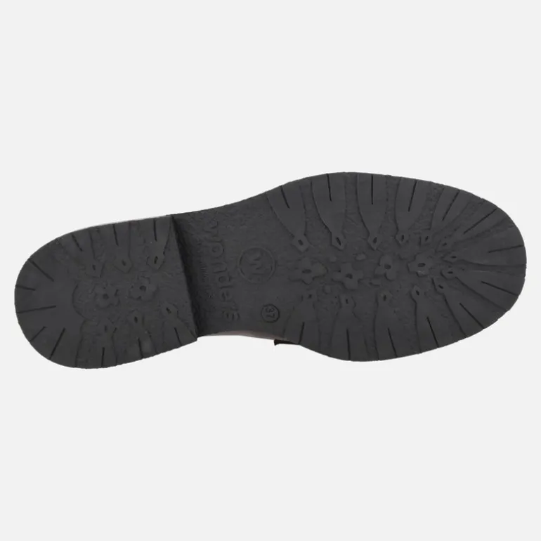 Mocasines de piel Wonders con adorno metálico