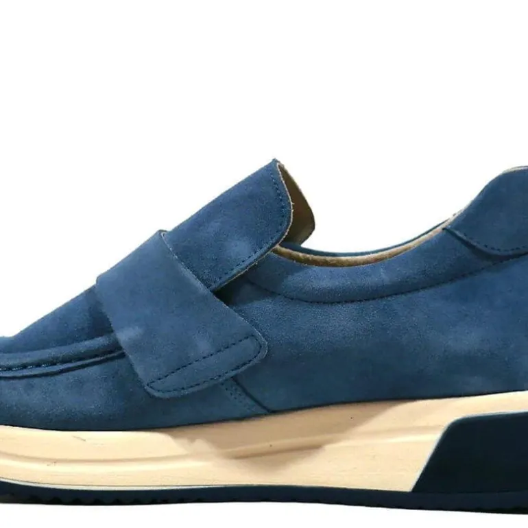 Mocasines de serraje con banda al empeine