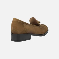 Mocasines de serraje con adorno metálico dorado