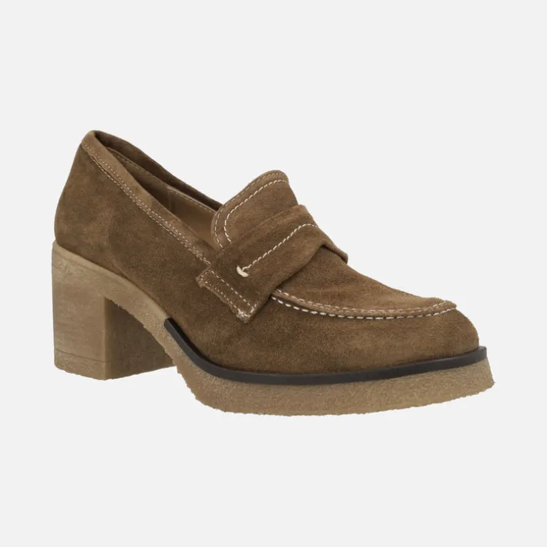 Mocasines de serraje marron con tacones de goma