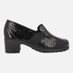 Mocasines de tacón en piel acharolada con grabado serpiente