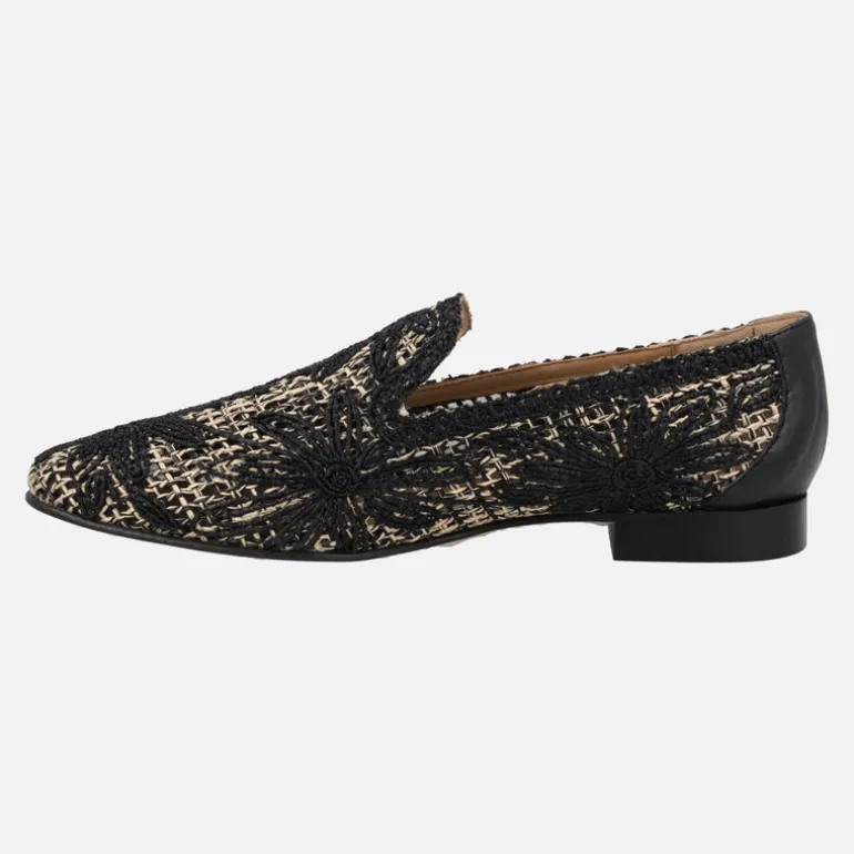Mocasines de tejido trenzado con detalle de flores