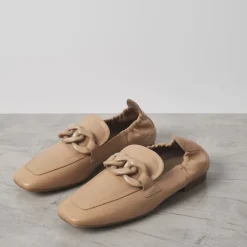 Mocasines Emma de piel con cadena
