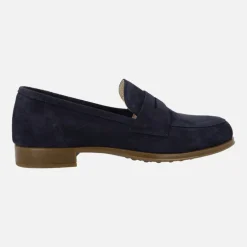 Mocasines en ante azul marino con adorno de antifaz y piso de goma