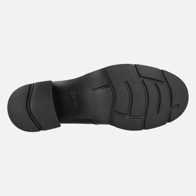 Mocasines en charol negro con tacones de 6 cms