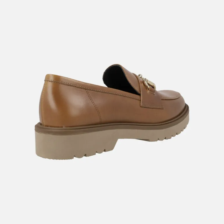 Mocasines en piel con adorno metálico