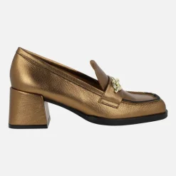 Mocasines en piel metalizada Terence con adorno de cadena