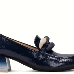 Mocasines Etna para mujer con adorno de cadena