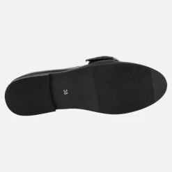 Mocasines negros de charol para mujer con hebilla circular