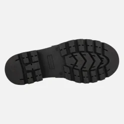 Mocasines negros de charol con adorno de hebilla y piso track