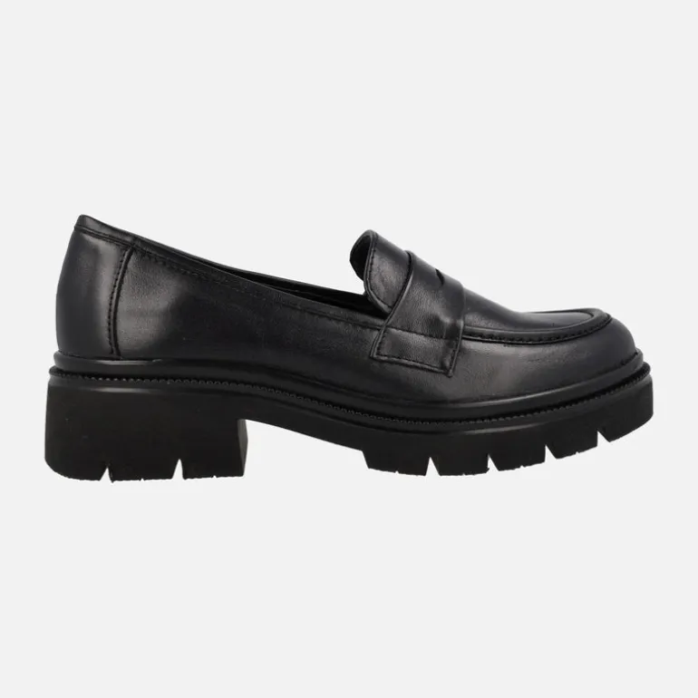 Mocasines negros de piel con antifaz