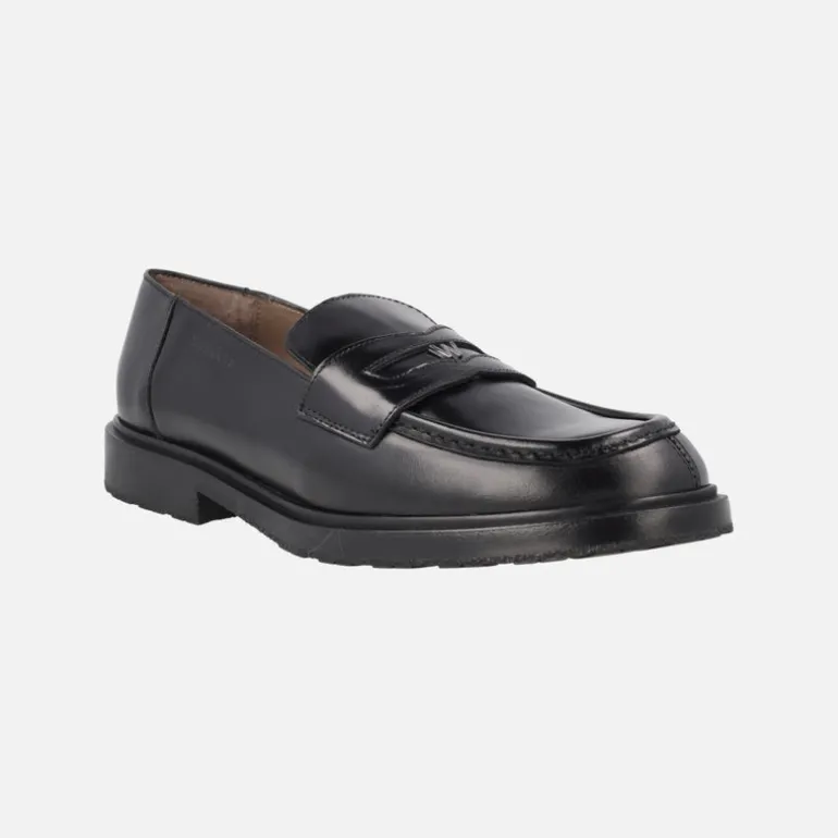 Mocasines negros de piel con antifaz de Wonders