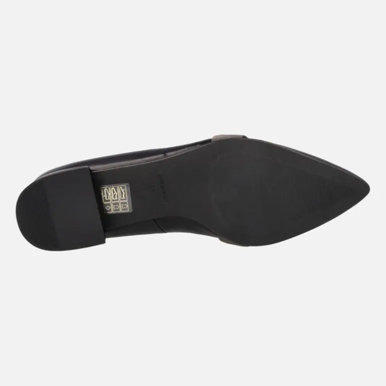 Mocasines negros de piel con copete en print cebra