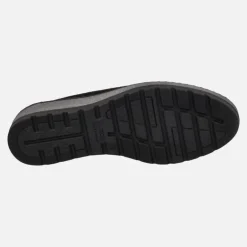 Mocasines negros en combinado de piel y serraje con adorno de cadena