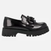 Mocasines negros para mujer con piso track y adorno en la pala