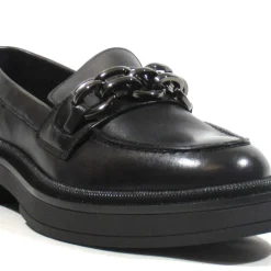 Mocasines negros para mujer con cadena Magda