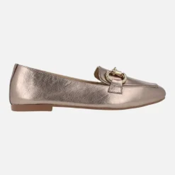 Mocasines planos de piel con adorno metálico para mujer