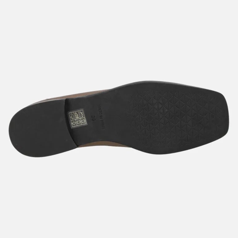 Mocasines planos en piel metalizada bronce