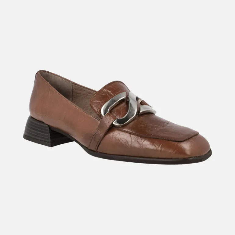 Mocasines Suri para mujer en piel texturizada con adorno metálico