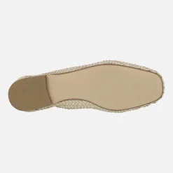 Mocasines trenzados de piel en color beige con adorno