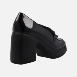 Mocasines Tucson en charol Caribu negro para mujer