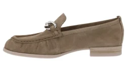 Mocasines Unisa Dafoe en serraje taupe con adorno de cadena
