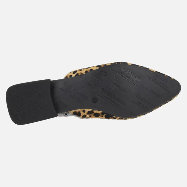 Mules planos en animal print leopardo Irasburg