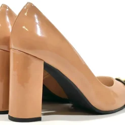 Salones Seneri en combinado negro nude