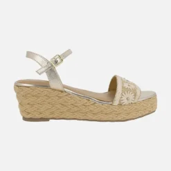 Sandalias Candia en rafia con bordados