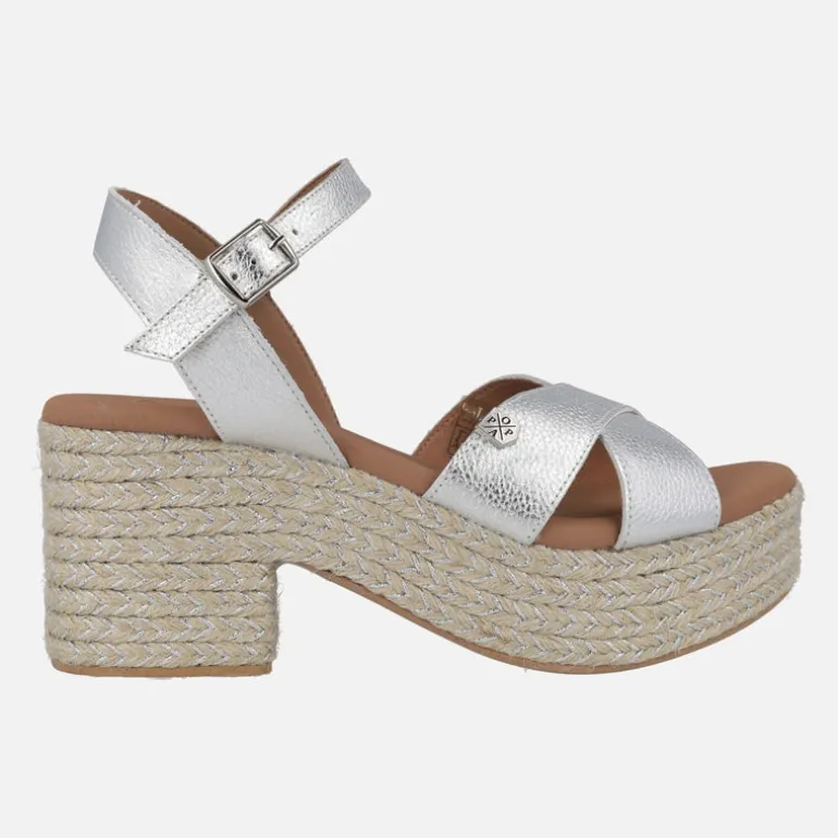Sandalias Clifton laminado plata con tacón y plataforma de yute