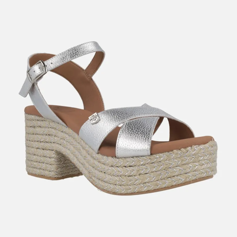 Sandalias Clifton laminado plata con tacón y plataforma de yute