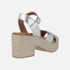 Sandalias Clifton laminado plata con tacón y plataforma de yute