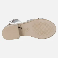 Sandalias Clifton laminado plata con tacón y plataforma de yute