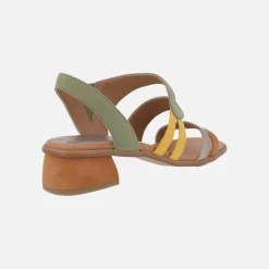 Sandalias combinadas de ante y piel con tacón bajo