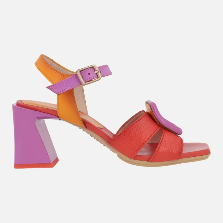 Sandalias combinadas de piel con adorno de hebilla