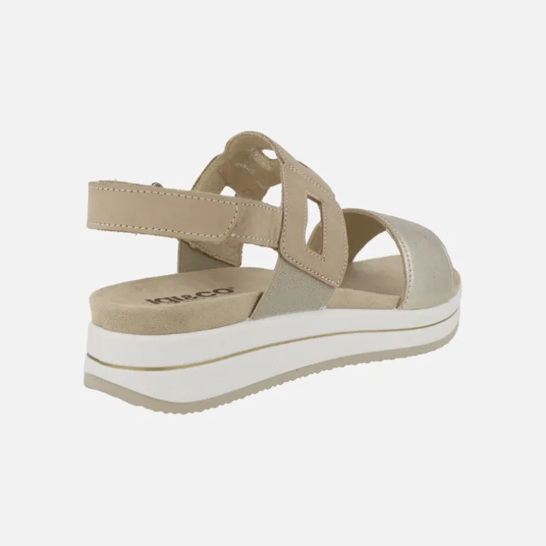 Sandalias combinadas en oro y beige con cierre de velcro