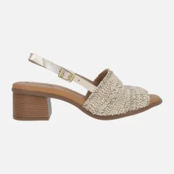 Sandalias con pala ancha en entramado efecto rafia y tira al talón