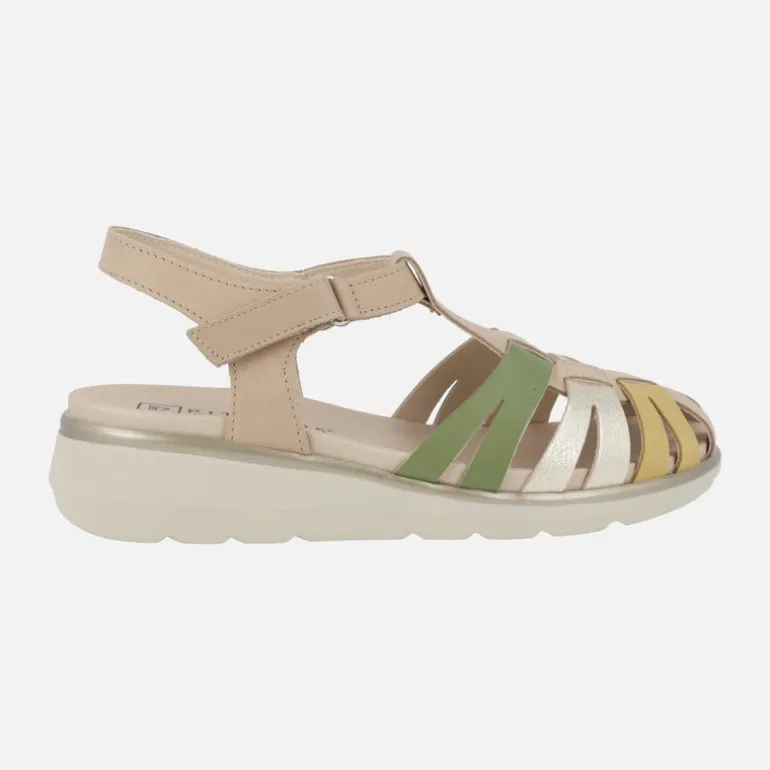 Sandalias confort en piel estilo cangrejeras con cierre de velcro