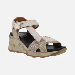 Sandalias de cuña en combinado platino con cierre de velcros