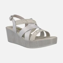 Sandalias de cuña y plataforma con tiras metalizadas