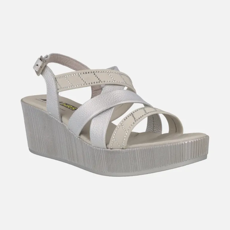 Sandalias de cuña y plataforma con tiras metalizadas