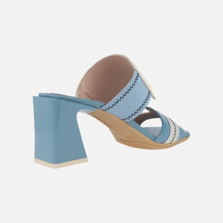 Sandalias de dos tiras en combinado de charol y tejido elástico