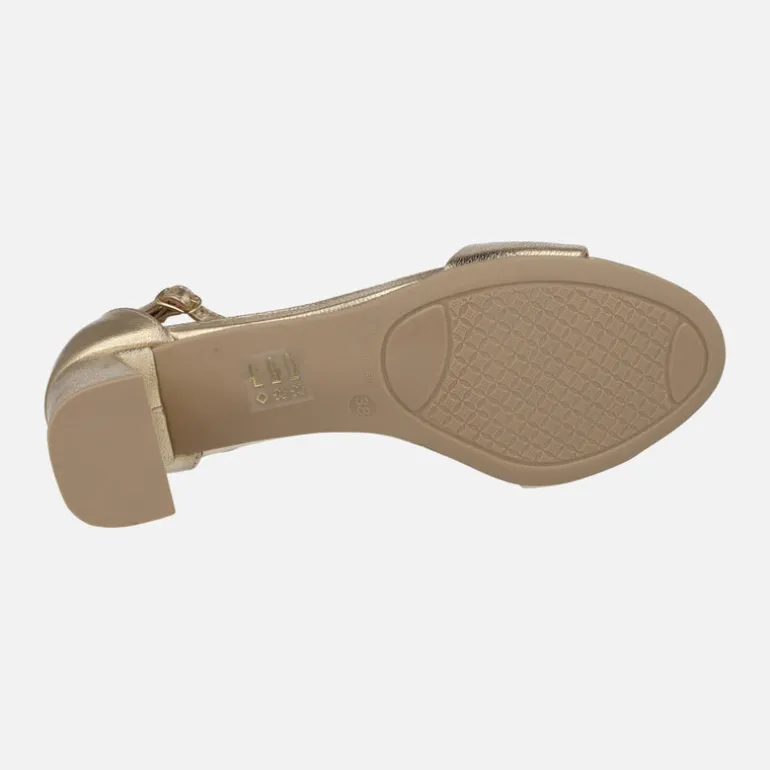 Sandalias de mujer en dorado con talón cerrado Layna